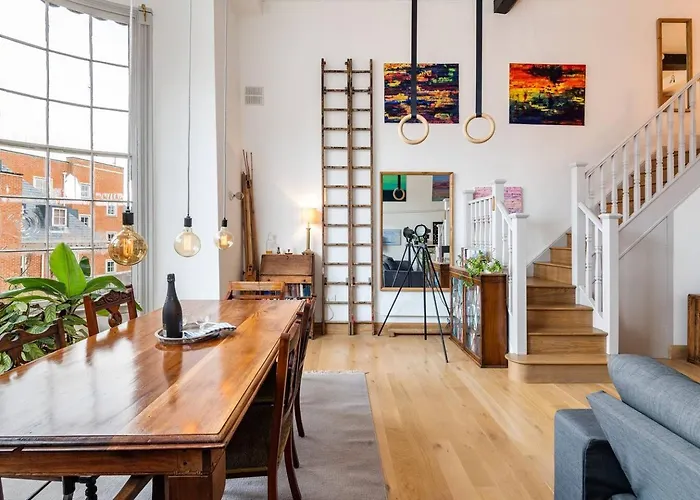 Flat 8 Bishophill Stunning 1-bed Flat Within York's Walls - Pass The Keys Apartment *