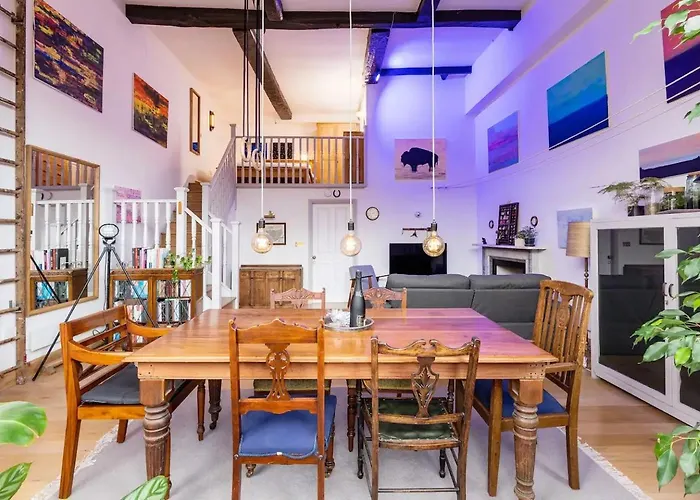 Apartment Flat 8 Bishophill Stunning 1-bed Flat Within York's Walls - Pass The Keys York