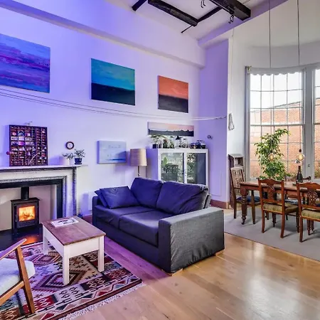 Flat 8 Bishophill Stunning 1-bed Flat Within York's Walls - Pass The Keys * York
